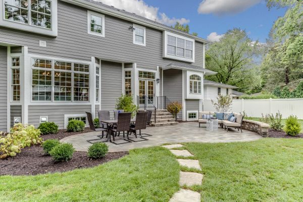 Concrete Patio Landscaping in Van Nuys