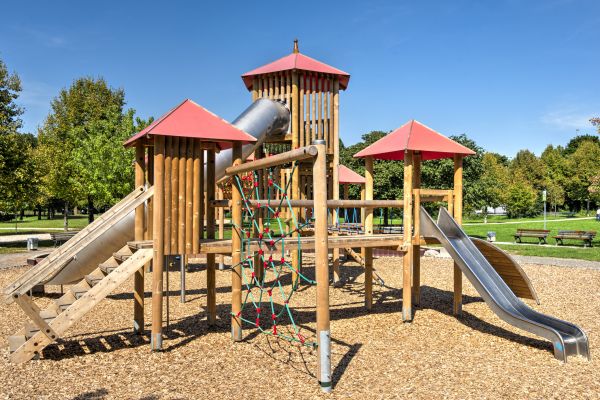 Playground Mulch Installation in Van Nuys