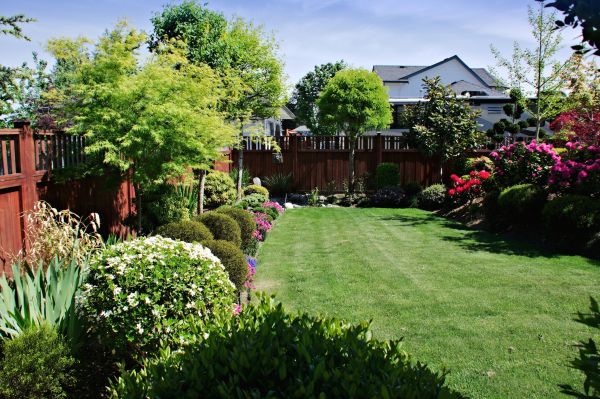 Lawn And Garden Installation in Van Nuys