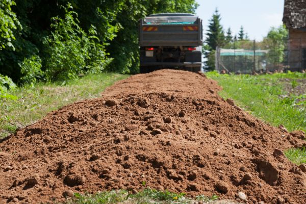 Residential Soil Delivery in Van Nuys