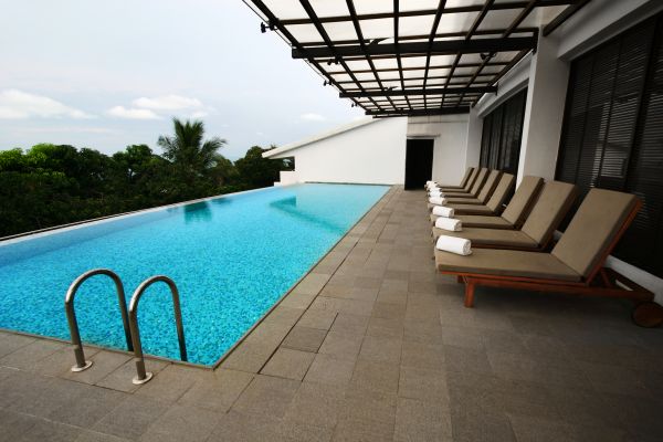 Pool Patio Landscaping in Van Nuys