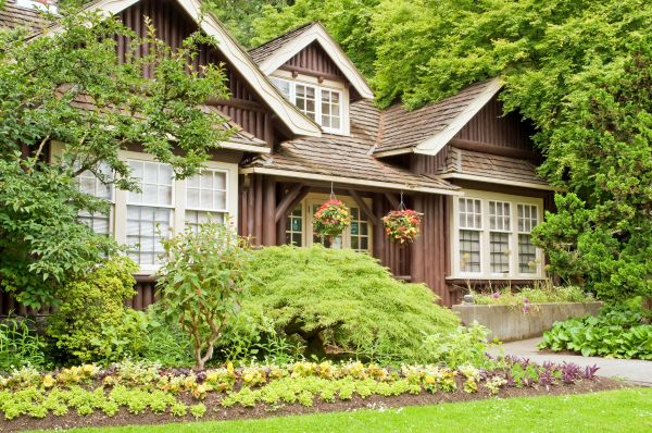 Log Home Landscaping in Van Nuys