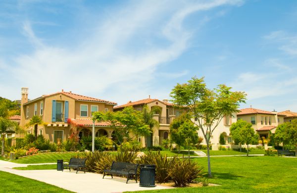 Community Landscaping in Van Nuys