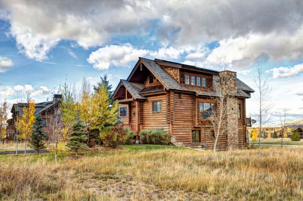Cabin Landscaping in Van Nuys